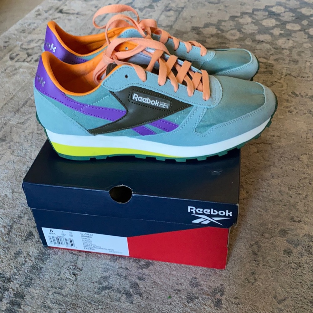 Rebock sneakers men’s 8 USA/women’s 9 1/2 USA (unisex) Amazing New!